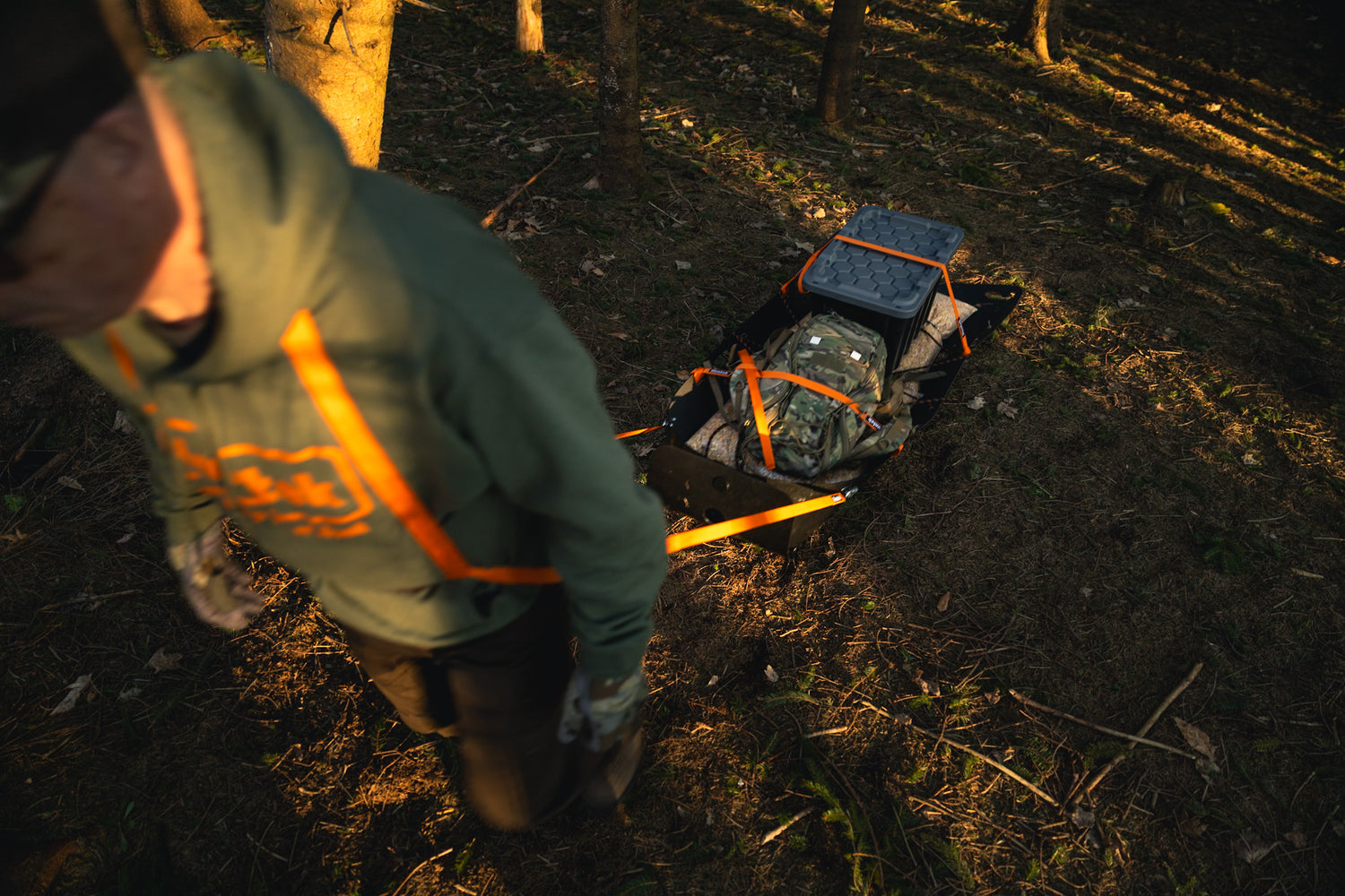 Hunter hauling baiting pouch & equipment with the HaulRig™ Harness kit